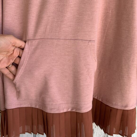 LOGO by LORI GOLDSTEIN French Terry Hoodie With Chiffon Trim Size 1X Pullover - Picture 5 of 13